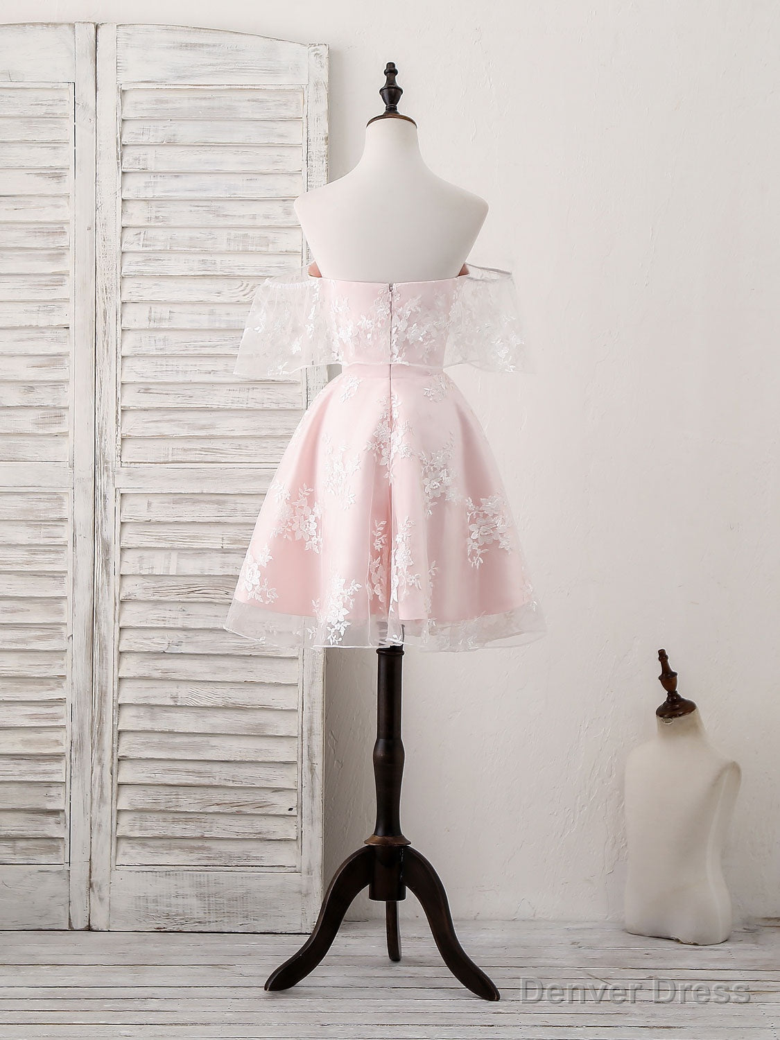 Pink Tulle Sweetheart Lace Short Prom Dress, Pink Homecoming Dresses