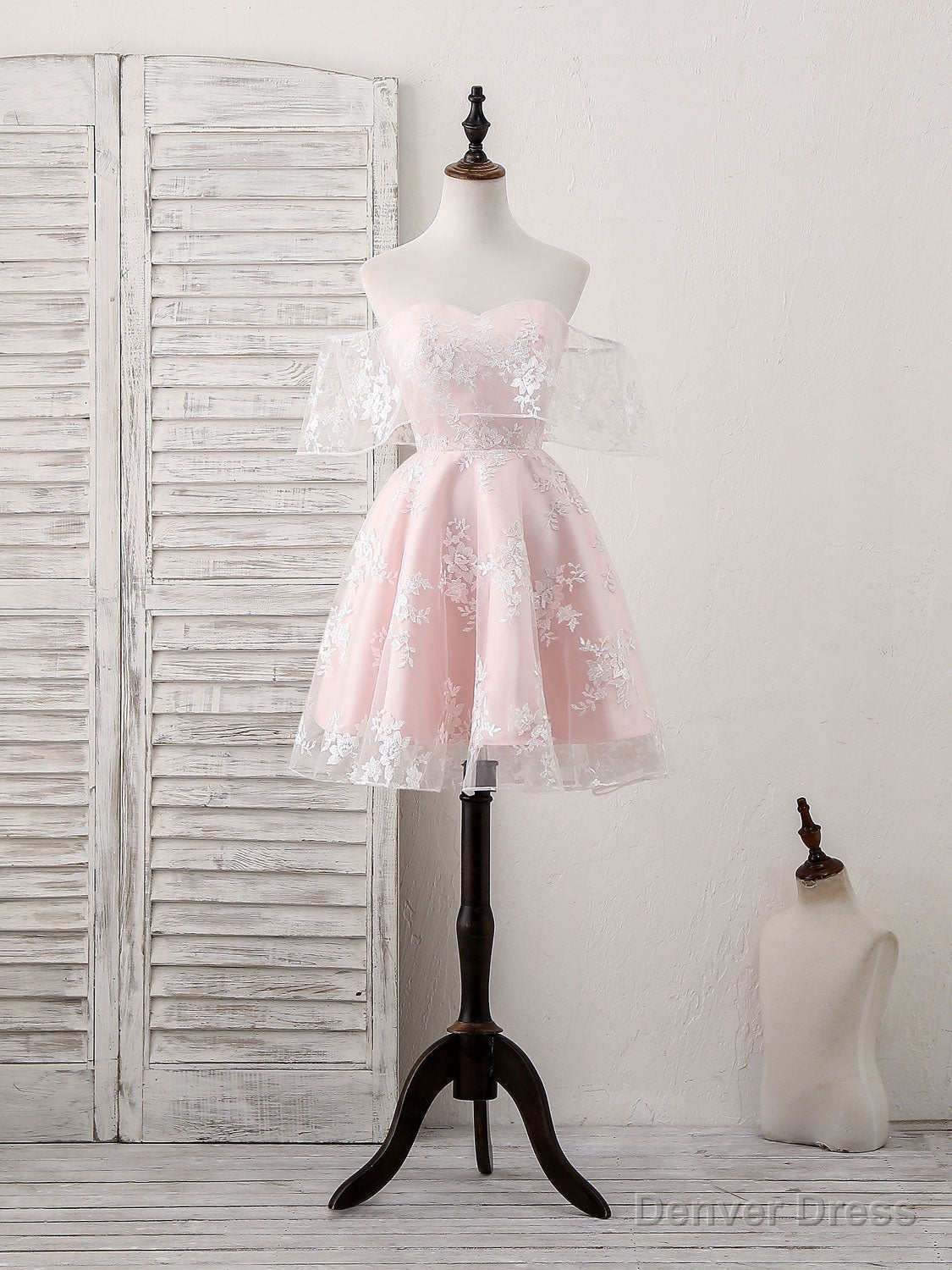Pink Tulle Sweetheart Lace Short Prom Dress, Pink Homecoming Dresses