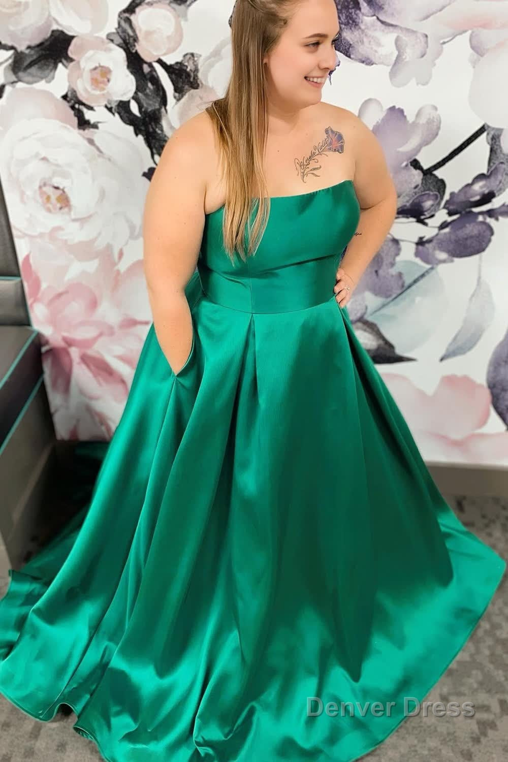 Plus Size Satin Green Long Prom Dress with Pockets Main image