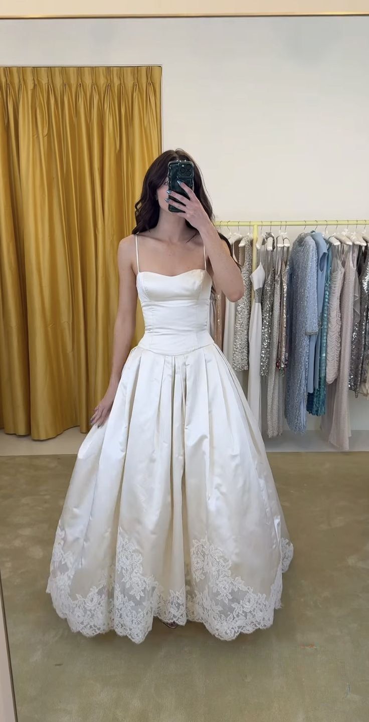 Pretty A Line Spaghetti Straps Stain Lace Long Prom Dress