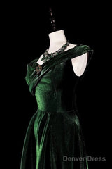 Pretty A Line Sweetheart Ruffles Long Evening Dress Green Velvet Prom Dresses