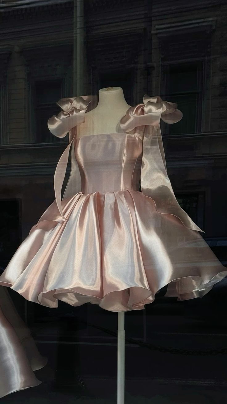 Pretty Ball Gowns Spaghetti Straps Pink Satin Short Mini Prom 8Th Grade Homecoming Dress Summer Middle School Hoco Dresses Birthday Outfits Main image