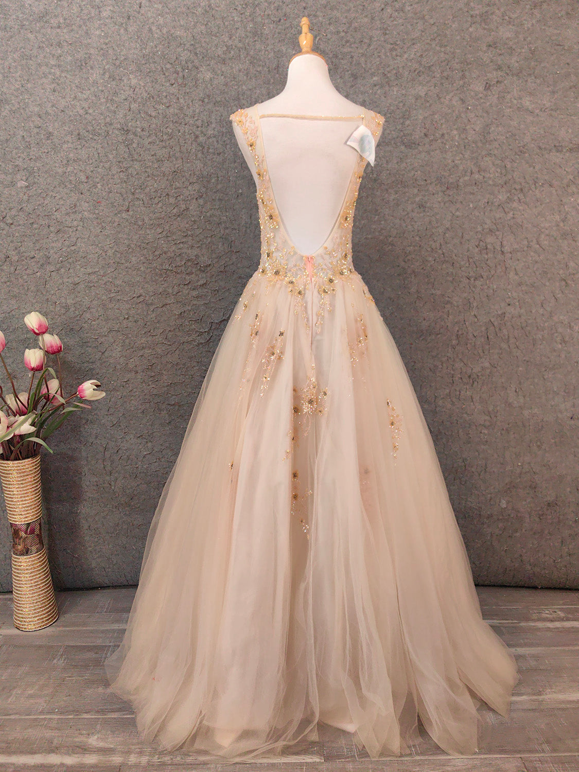 Princess Champagne A-Line V-Neck Sleeveless Sequin Beaded Tulle Long Prom Dresses Evening Dresses