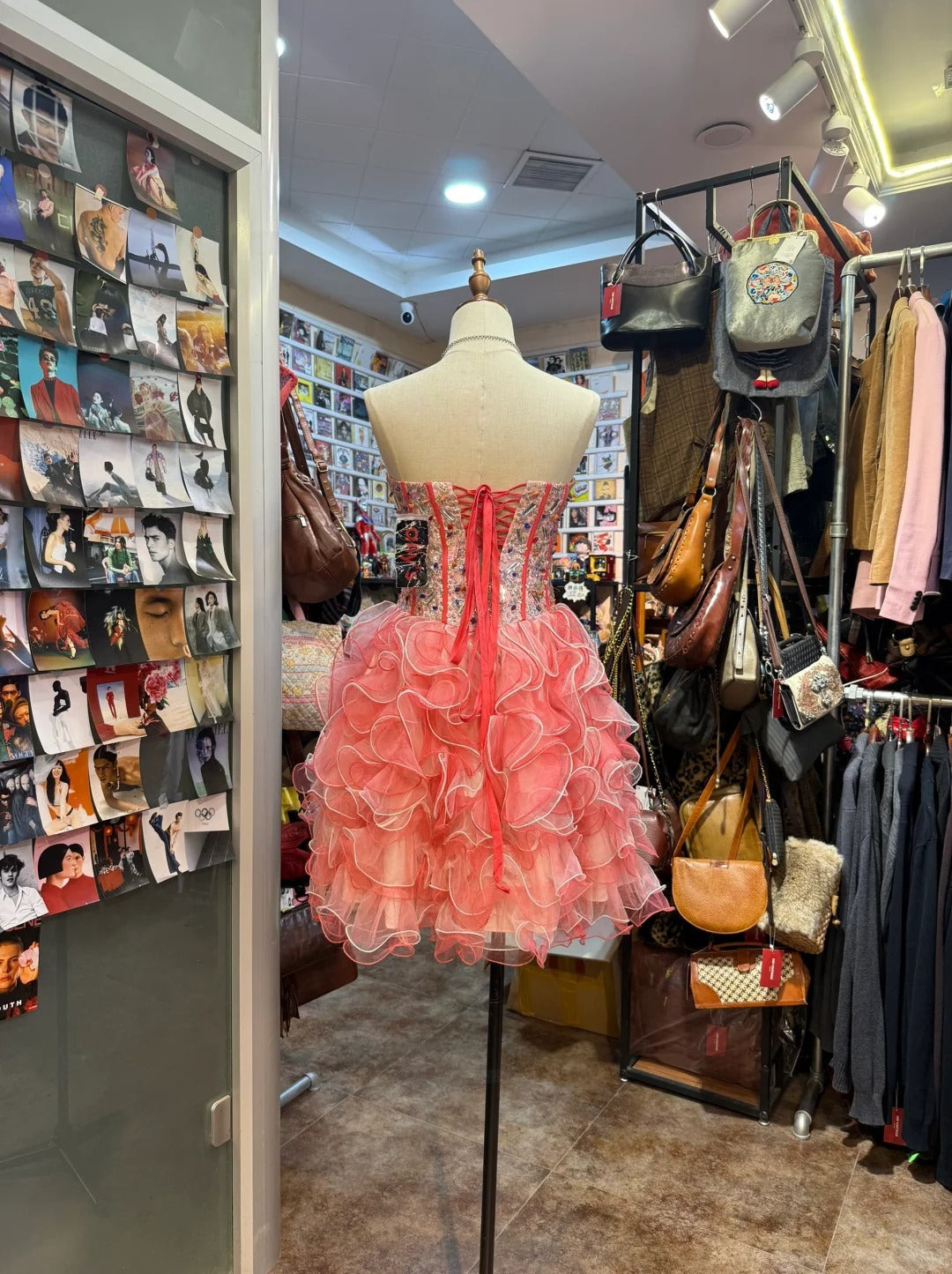 Princess Coral Pink Heart-Shaped Neckline Rhinestone-Embellished Short Prom Dresses Evening Dresses