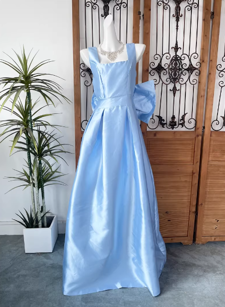 Princess Elegant Blue Square Neck Bow Satin Long Prom Dresses Evening Dresses Main image