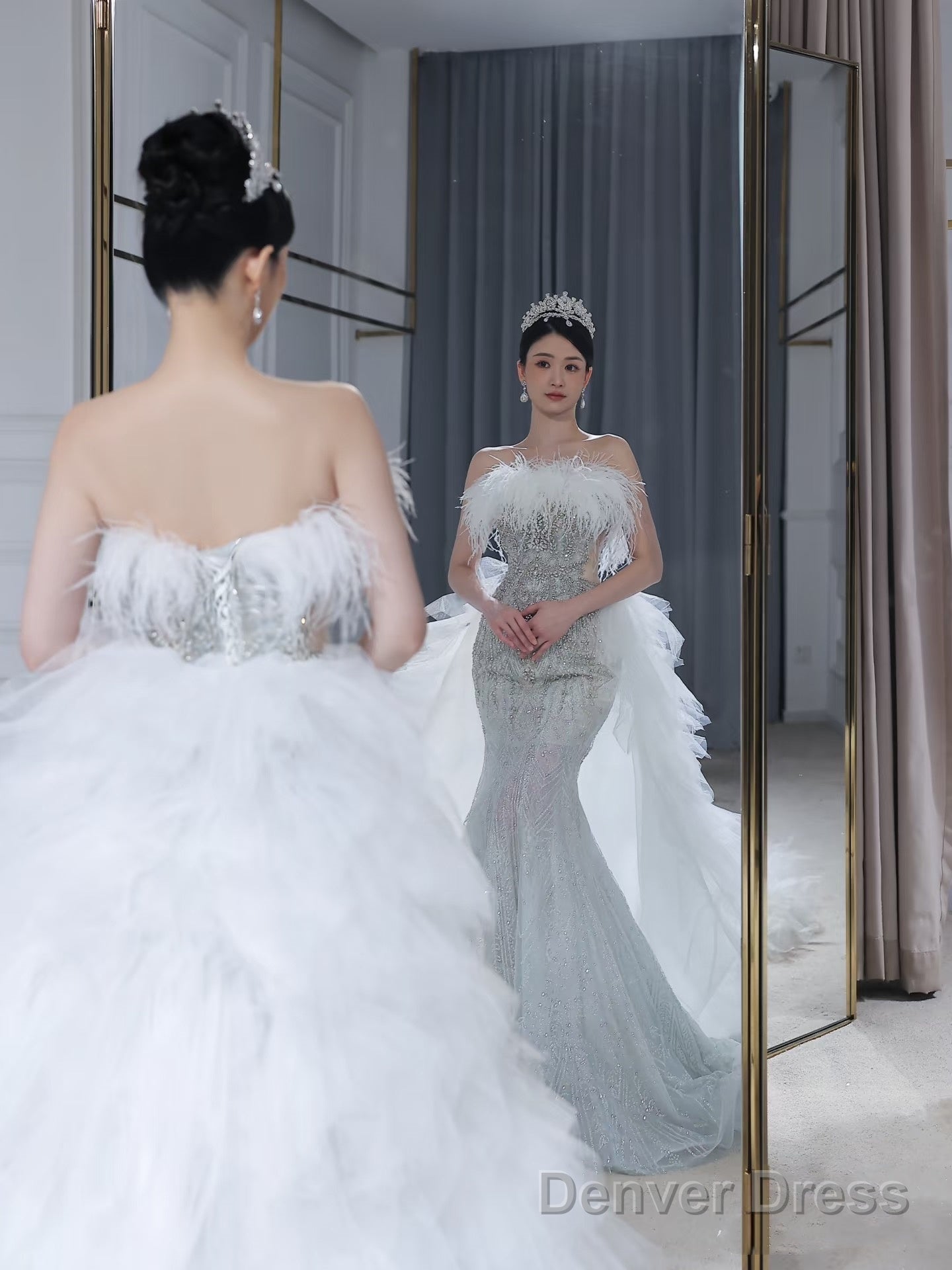 Princess Mermaid Strapless Neckline Long Sequin Feathers Long Wedding Dress Brides Dresses