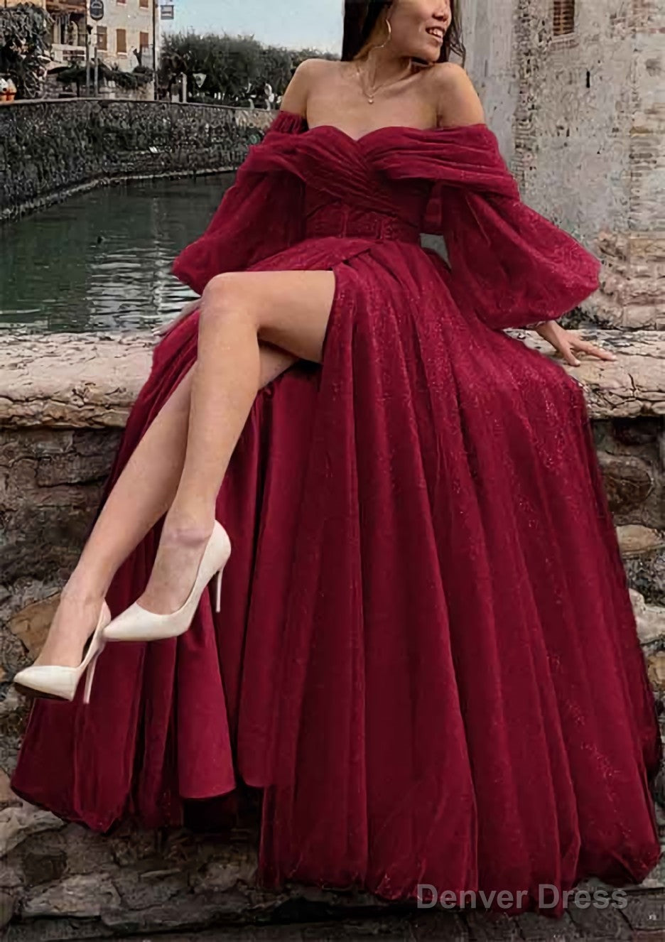 Princess Off The Shoulder Sweep Train Tulle Prom Dresses With Pleated Split