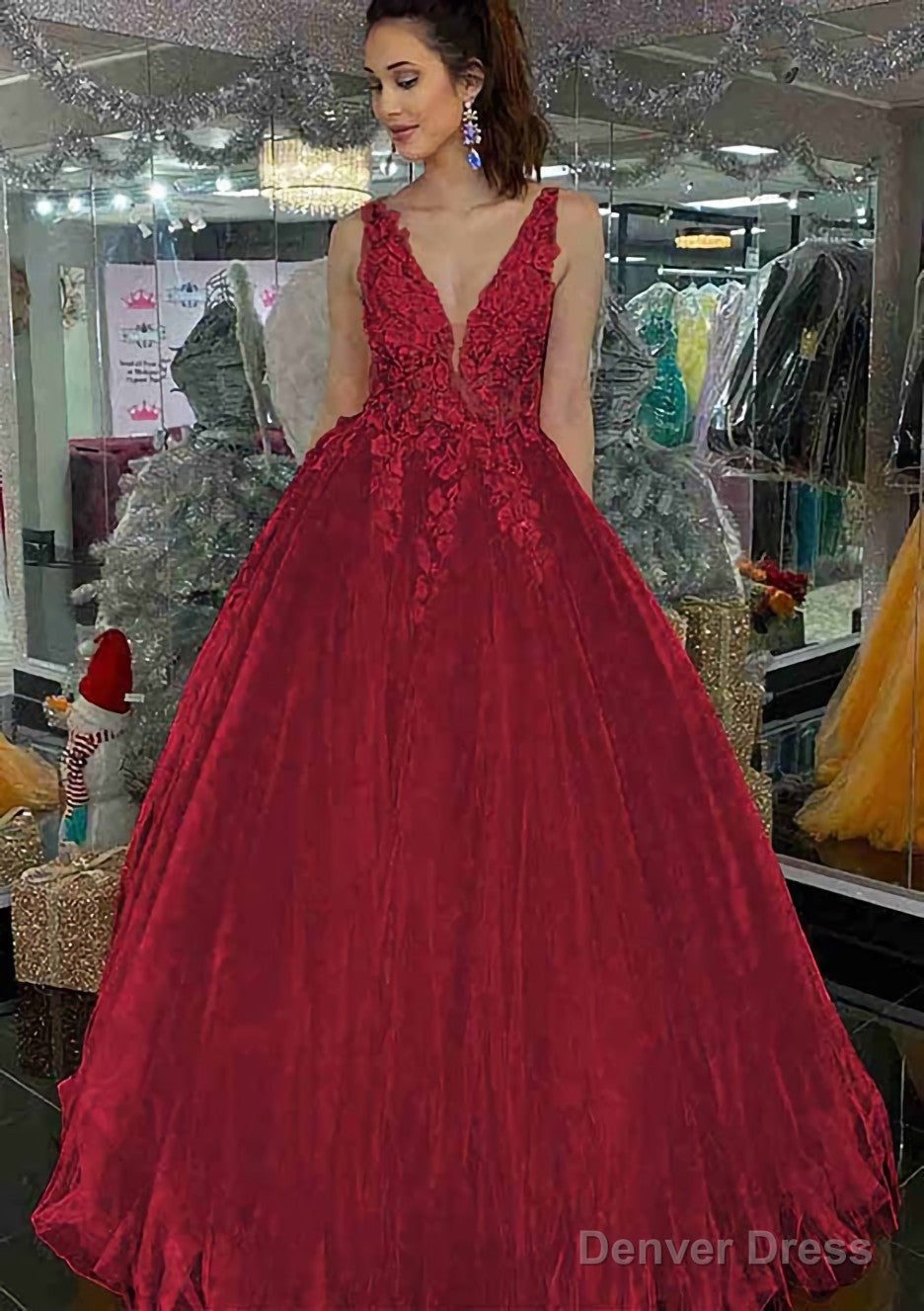 Princess V Neck Long Floor Length Tulle Prom Dresses With Appliqued
