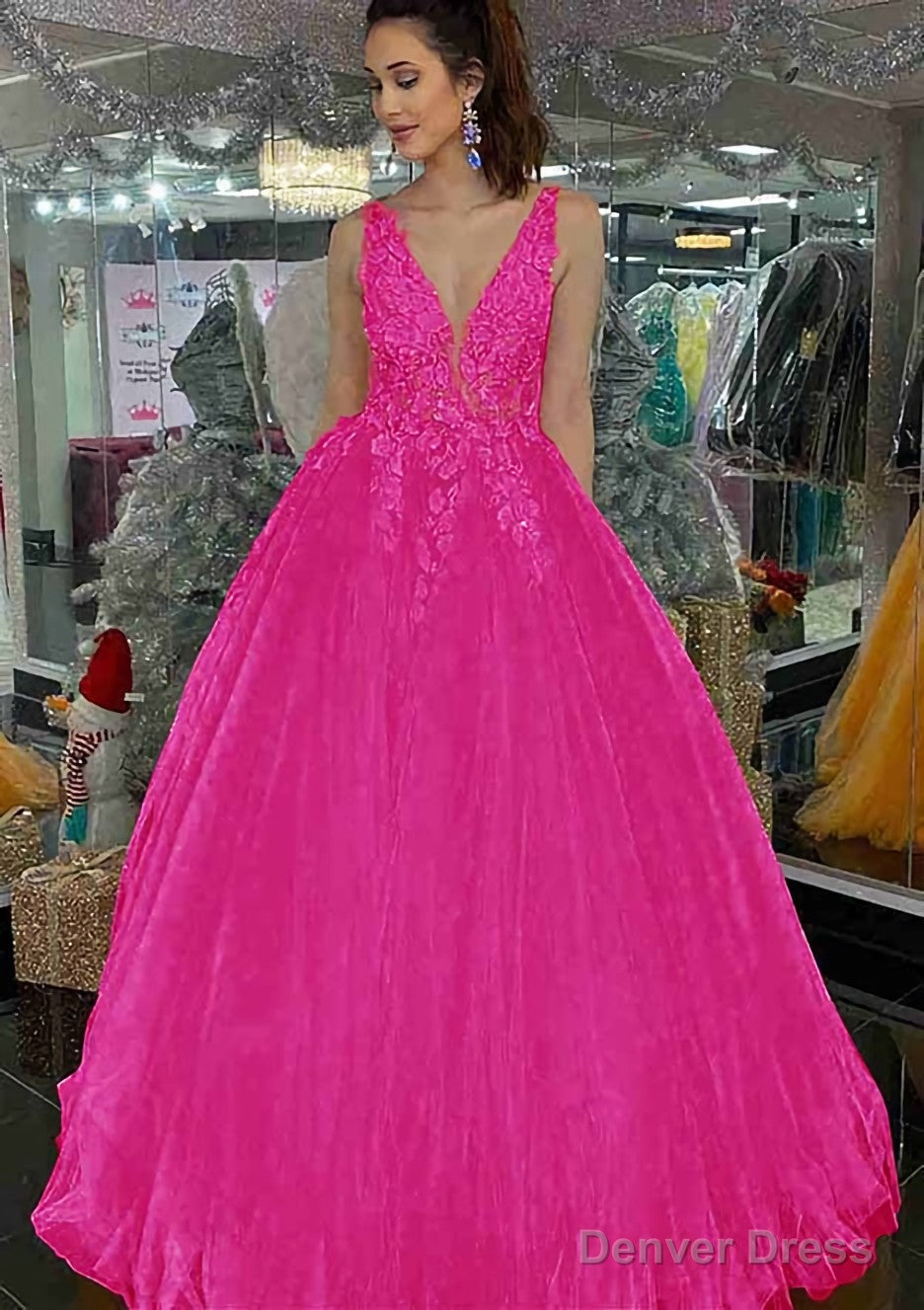 Princess V Neck Long/Floor-Length Tulle Prom Dresses With Appliqued