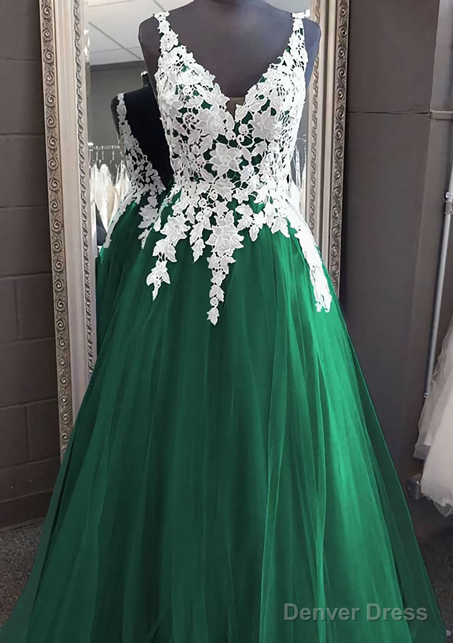 Princess V Neck Long Floor Length Tulle Prom Dresses With Appliqued Lace