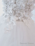 Princess Wedding Dresses Ball Gown Lace Flowers Applique Sleeveless Bridal Gown With Train