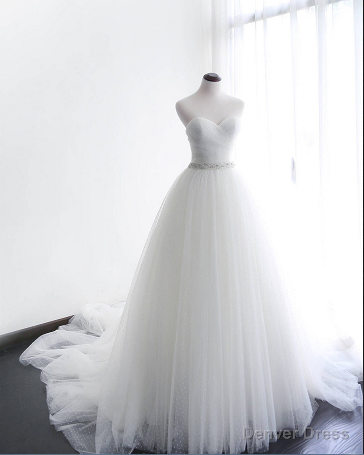 Prom Dresses, New Fashion Prom Dresses, Simple White Tulle Strapless Beaded Sweep Train Wedding Dresses Main image