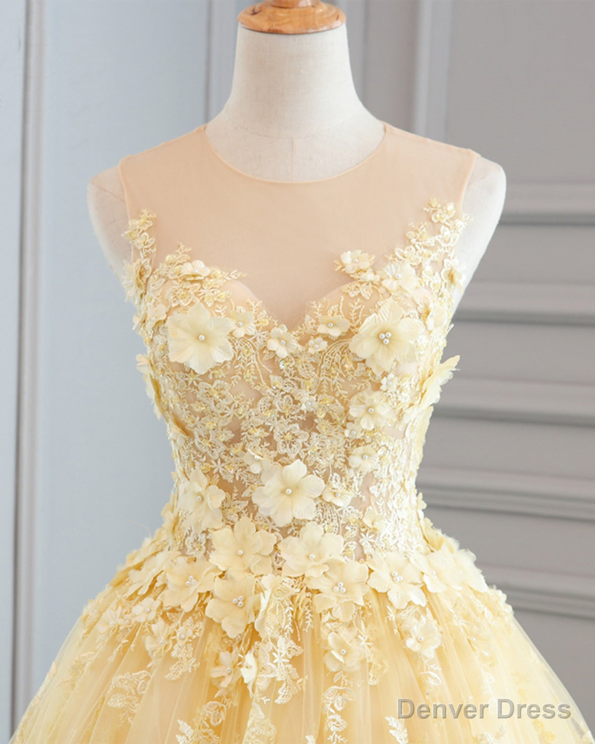 Yellow Lace Customize Long A Line Senior Halter Prom Dresses