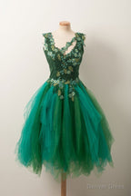 Unique V Neck Green Tulle Lace Short Prom Dress, Green Homecoming Dresses