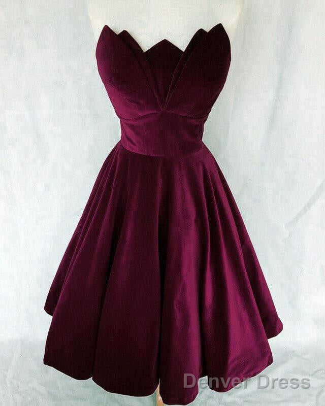 Purple Velvet Strapless Prom Dresses Secondary image