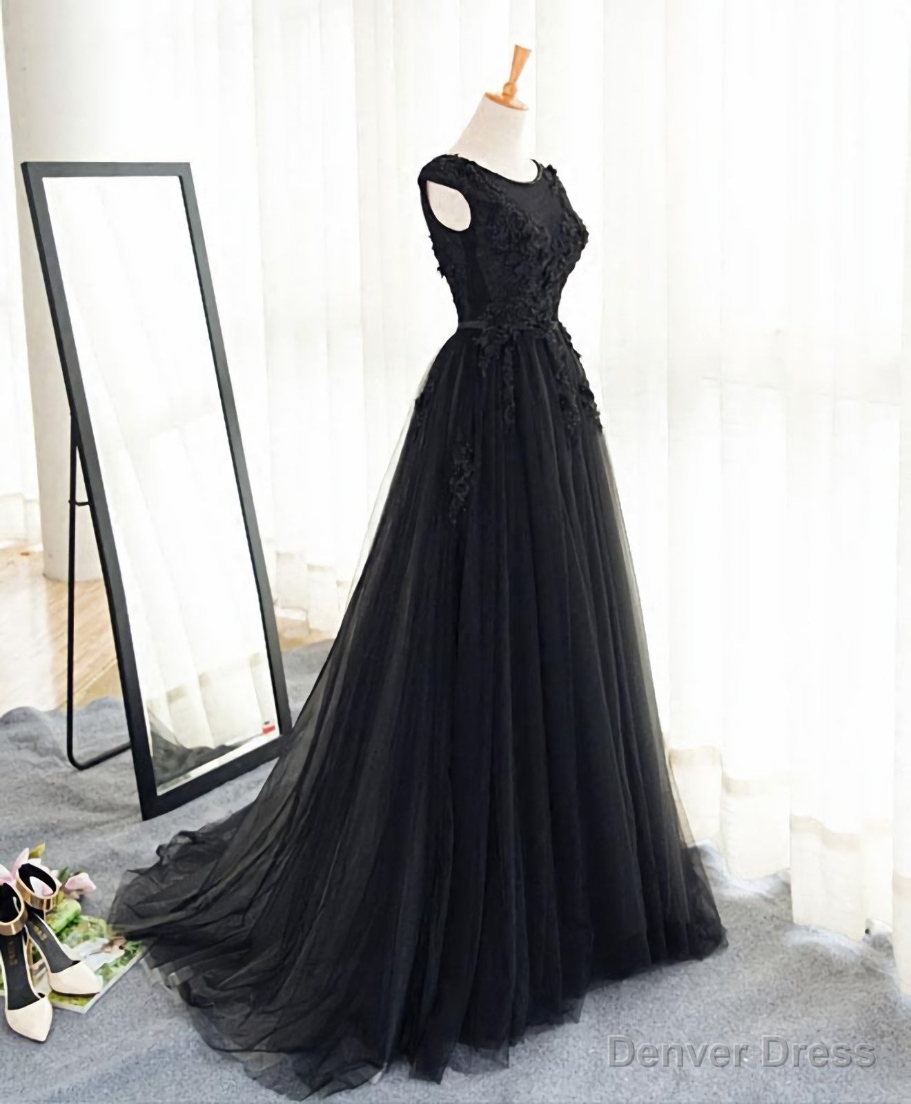 Black A Line Tulle Lace Long Prom Dress