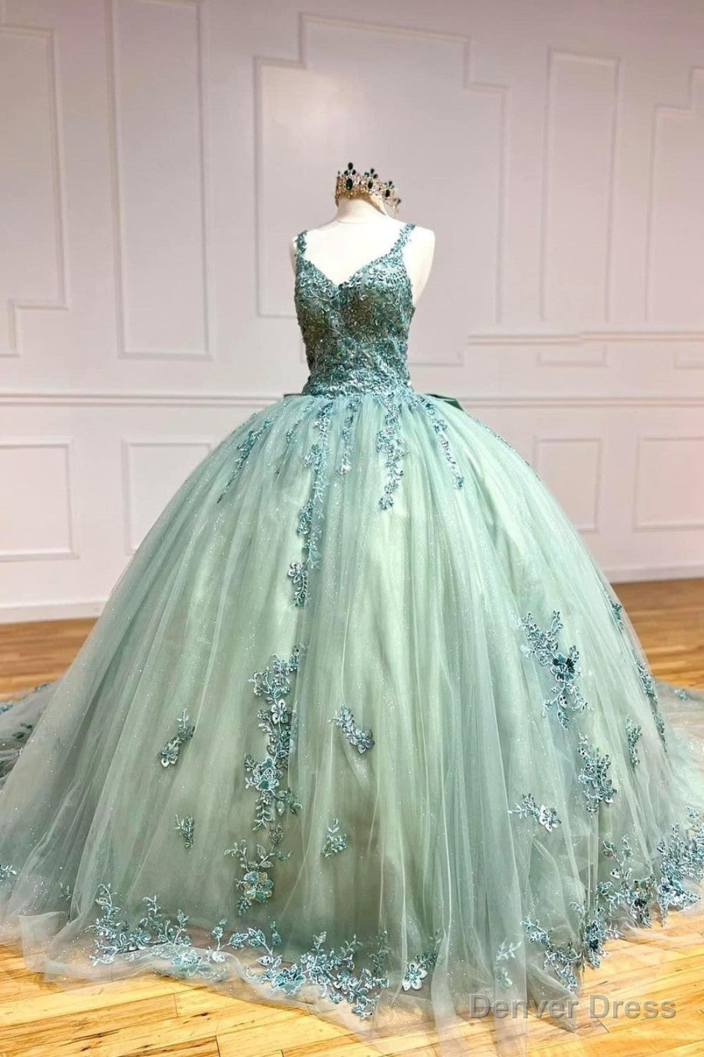 Quinceanera Dress Ball Gowns Straps Sweetheart Quinceanera Dresses With Applique Main image
