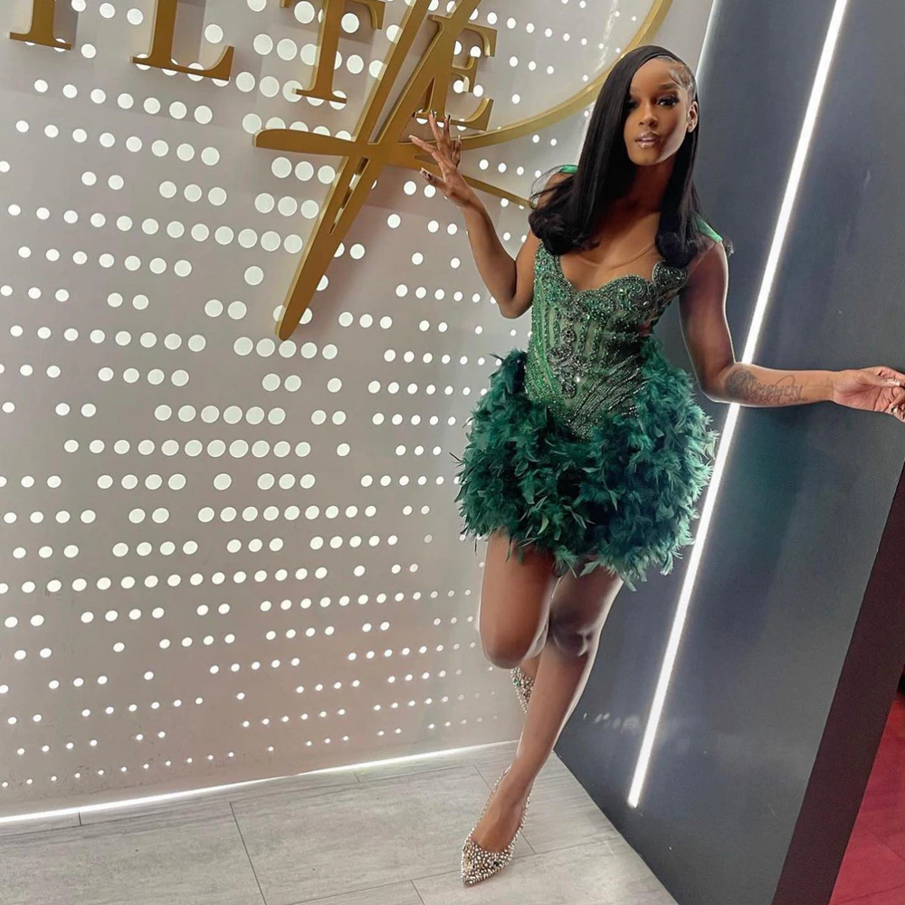 Real Luxury Black Girls Prom Occasion Birthday Prom Dress Emerald Green Feather Women Short Prom Dresses