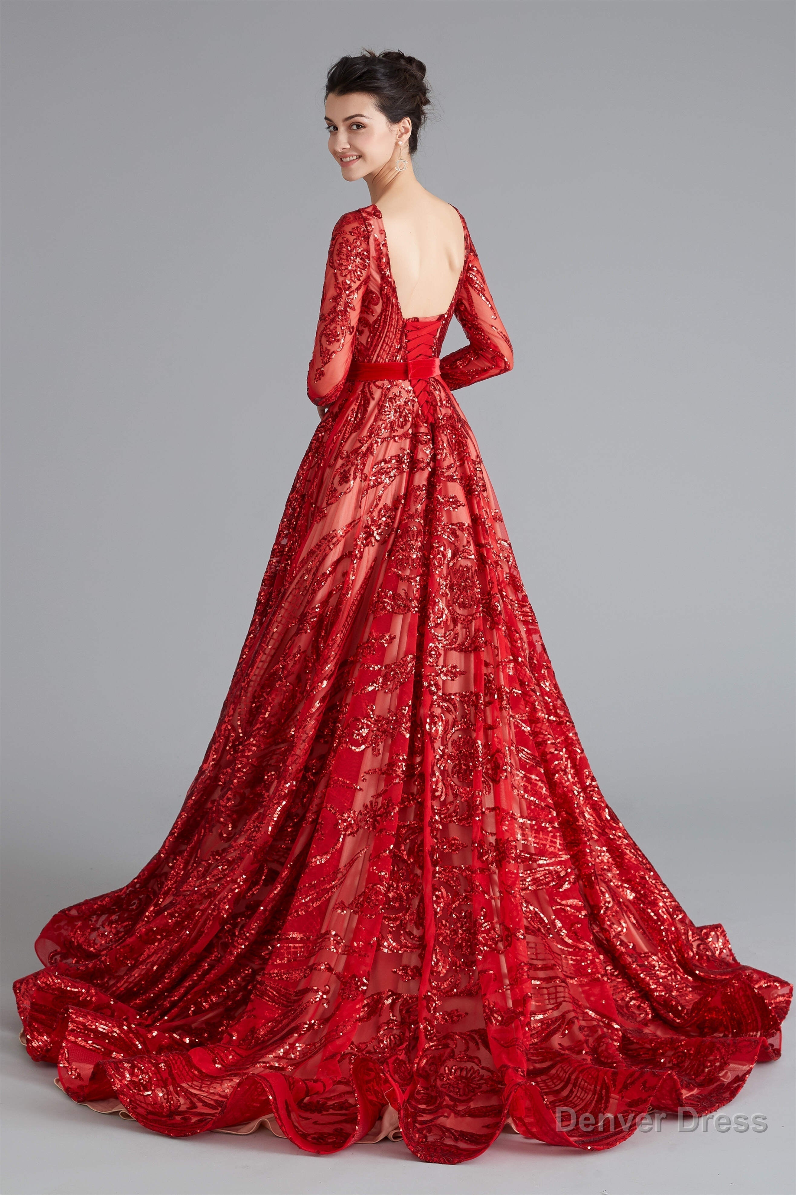A Line Luxury Sequins Long Sleeve Backless Prom Dresses