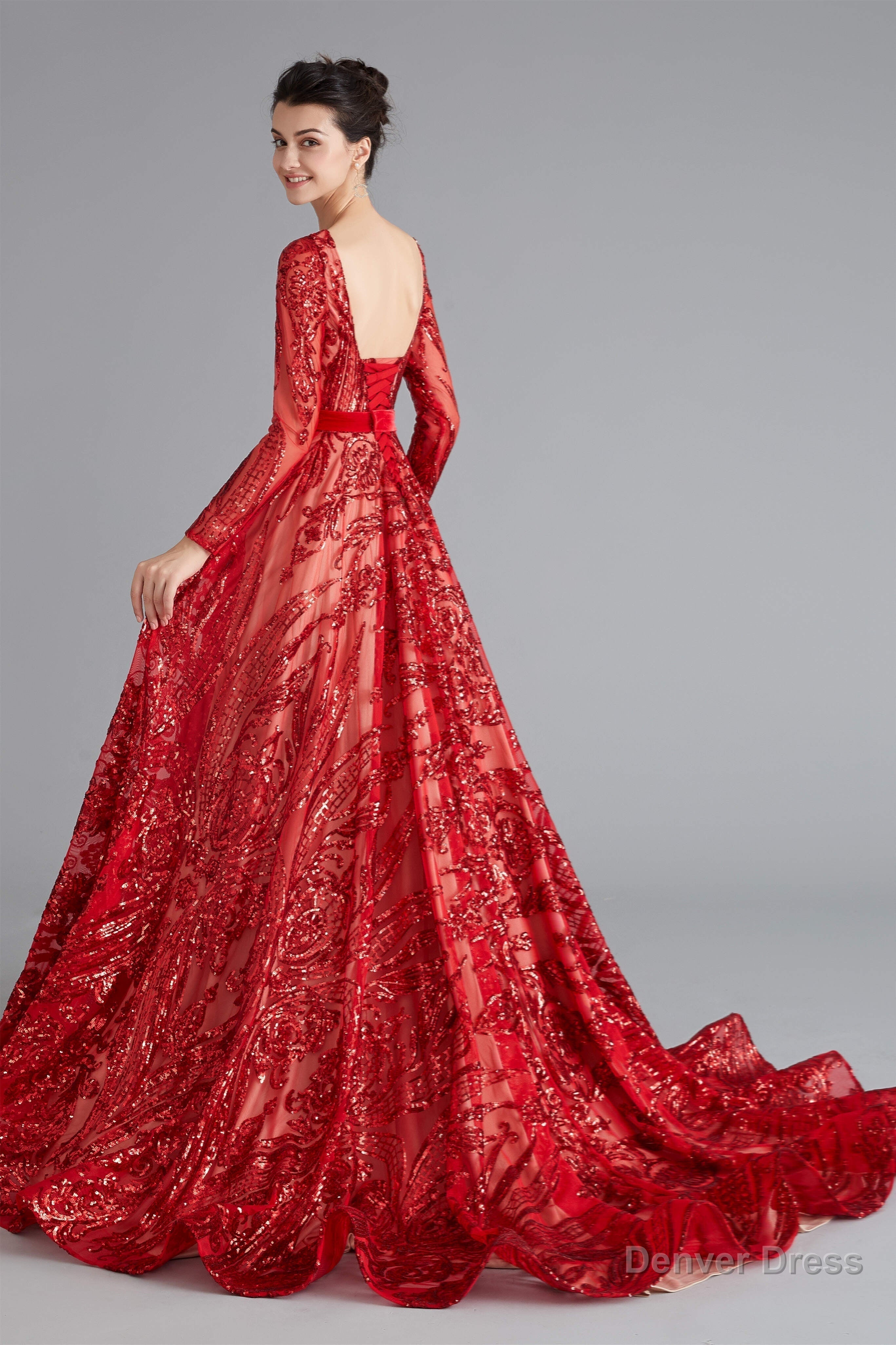 A Line Luxury Sequins Long Sleeve Backless Prom Dresses