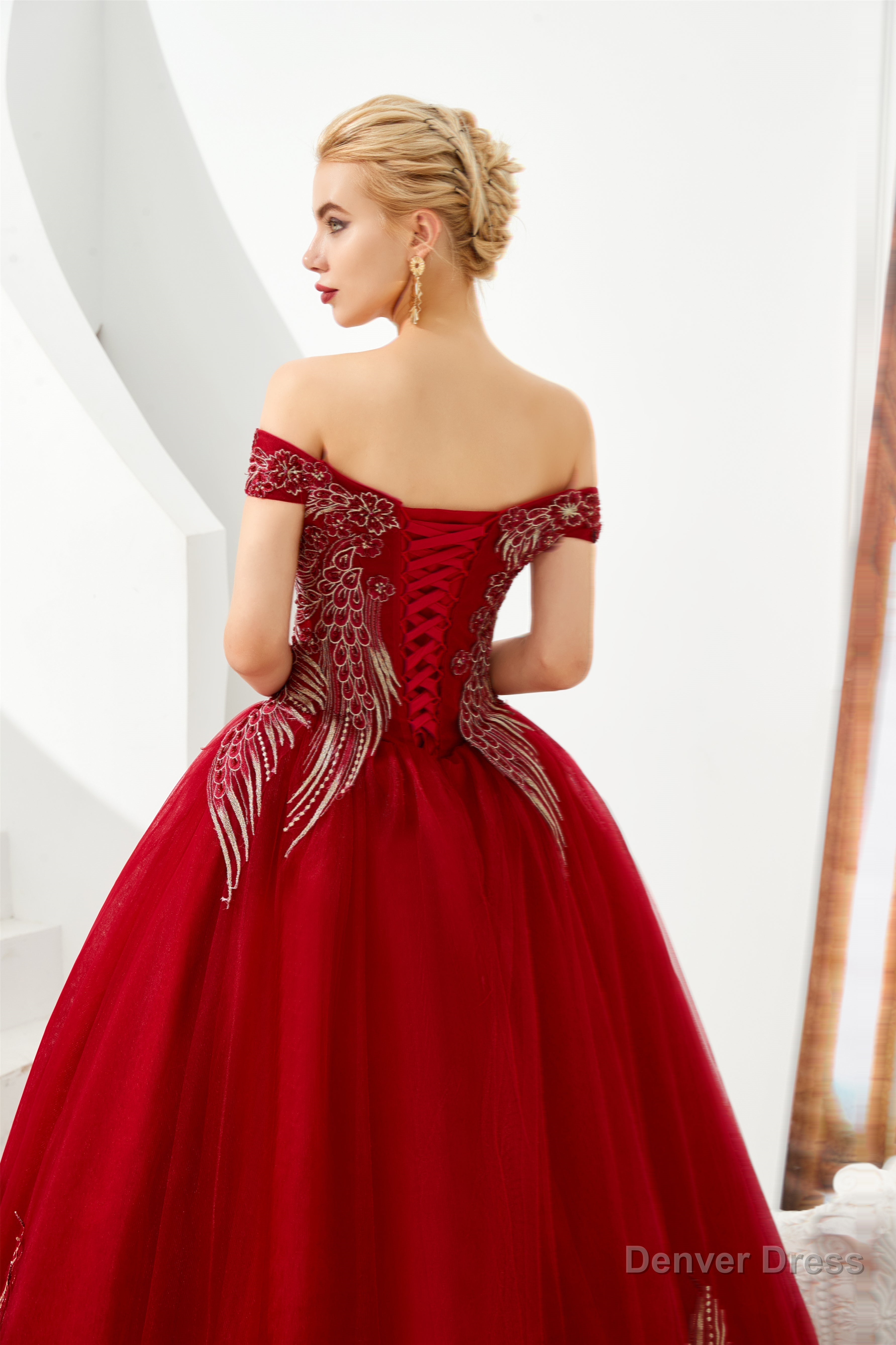 Off the Shoulder Sweetheart Applique A Line Floor Length Prom Dresses