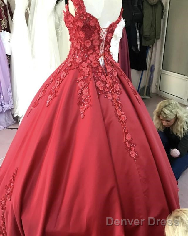 Red Satin V-Neck Wedding Dress Ball Gowns With 3D Lace Flowers Secondary image