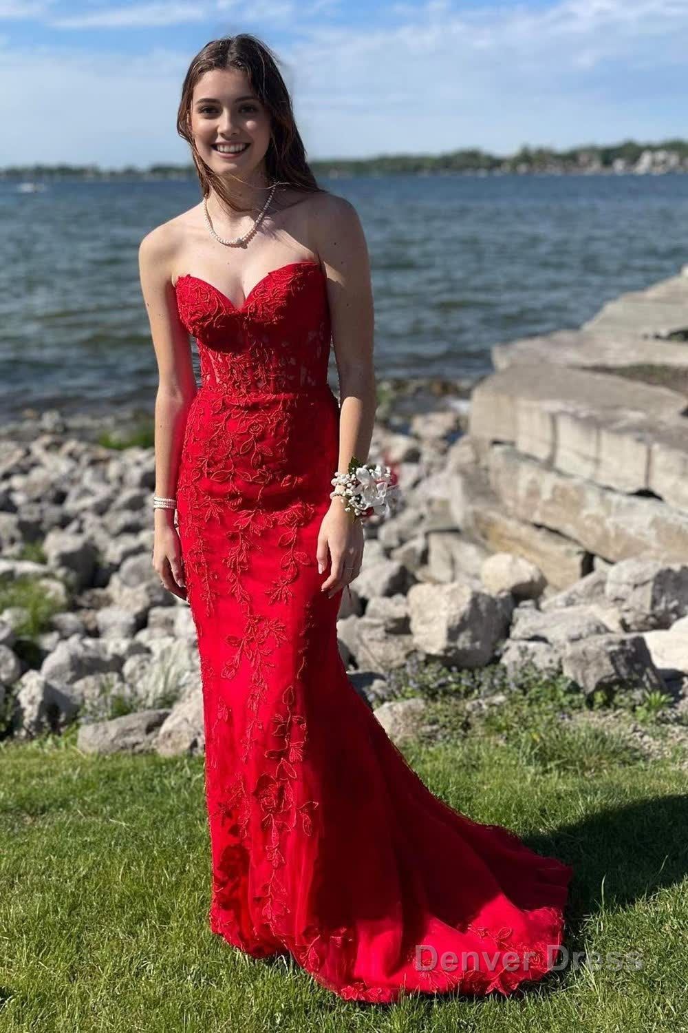 Red Sweetheart Lace-Up Long Mermaid Prom Dress with Appliques Main image