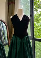 Retro Black And Green A-Line Halter Neck Velvet And Satin Prom Dresses Evening Dresses
