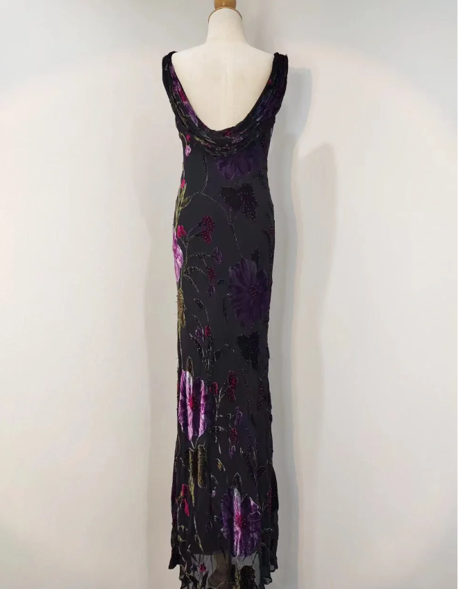 Retro Black Mermaid Neckline Embroidered Floral Backless Chiffon Long Prom Dresses Evening Dresses