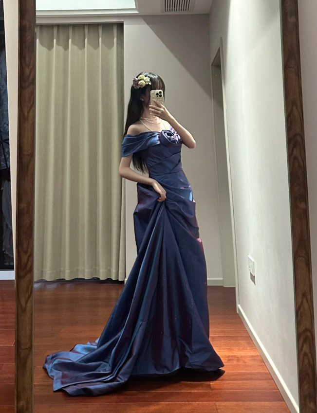 Retro Elegant Blue-Purple Off-Shoulder Hand-Pleated Satin Prom Dresses Evening Dresses