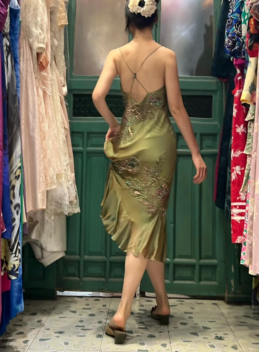 Retro Elegant Olive Green Deep V Backless Cross-Beaded Chiffon Long Prom Dresses Evening Dresses