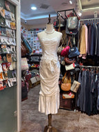 Retro Elegant White Mermaid Strapless Pleated Satin Long Prom Dresses Evening Dresses