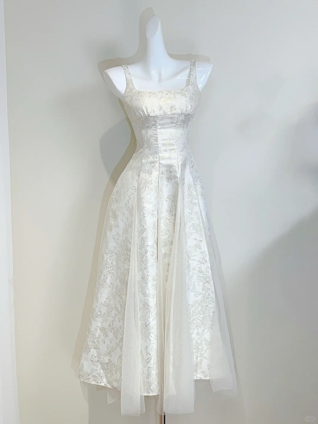 Retro Palace Ivory A-Line Square Neck Strap Jacquard Tulle Prom Dresses Evening Dresses Secondary image