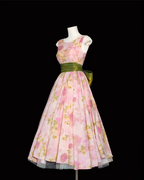 Retro Pink Floral Print A-Line Round Neck Bow Waist-Cinching Long Prom Dresses
