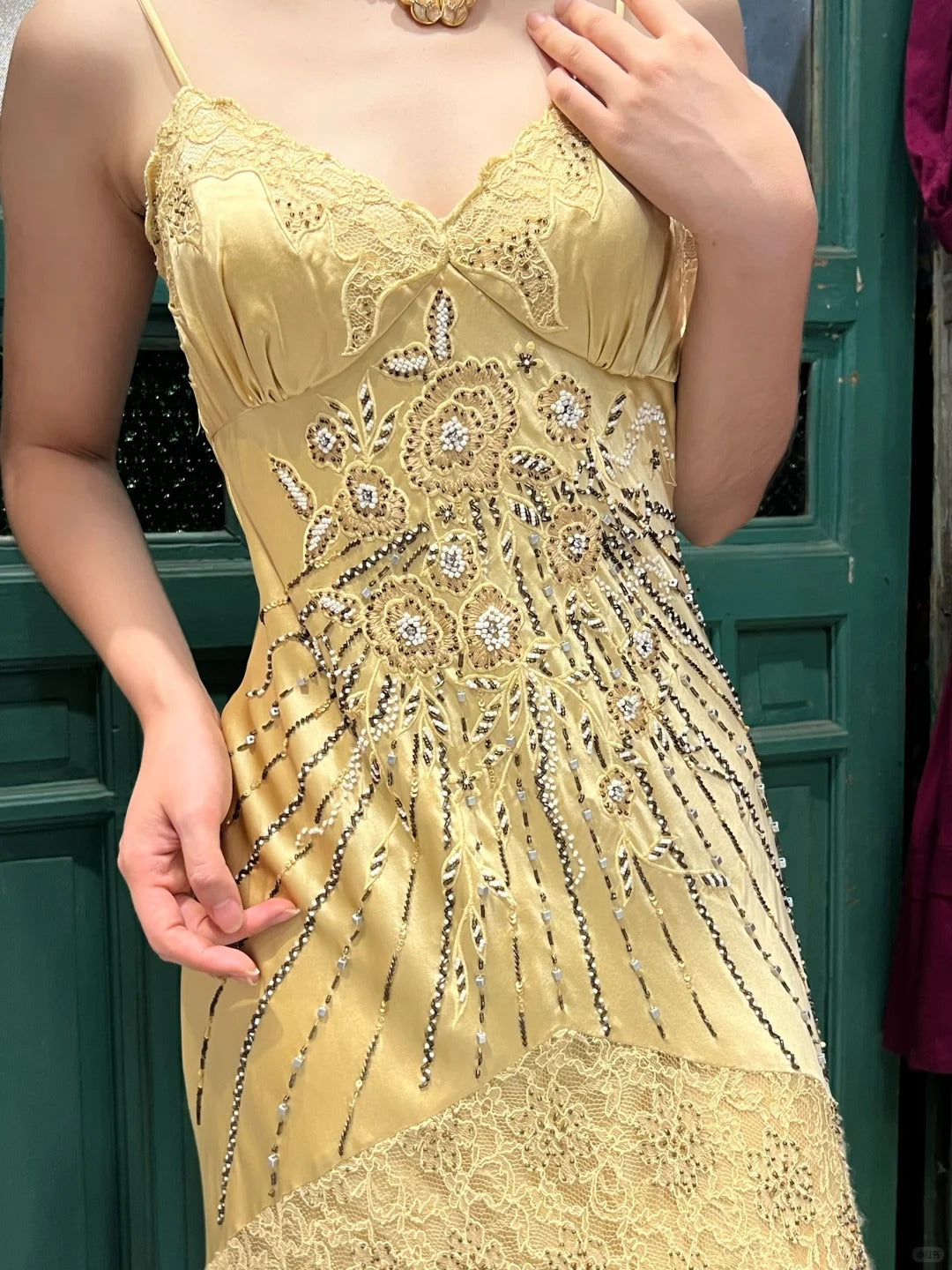 Retro Yellow Irregular Deep V Halter Lace Satin Prom Dresses Evening Dresses
