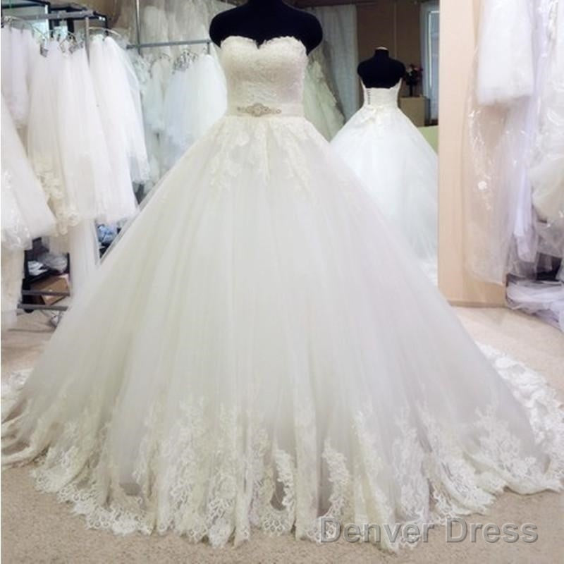 Romantic Sweetheart Crystal Beading Sashes Lace Wedding Dresses Ball Gown