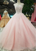 Romantic Tulle Bateau Neckline A-Line Wedding Dress With Lace Appliques