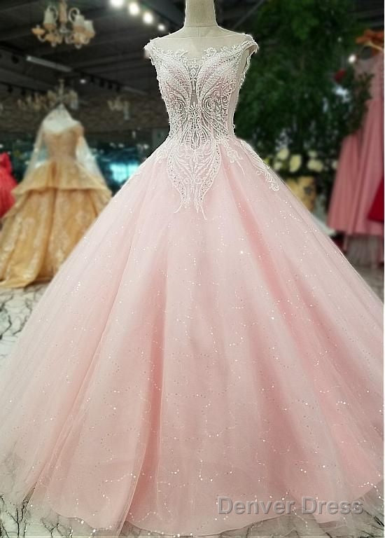 Romantic Tulle Bateau Neckline A-Line Wedding Dresses With Lace Appliques