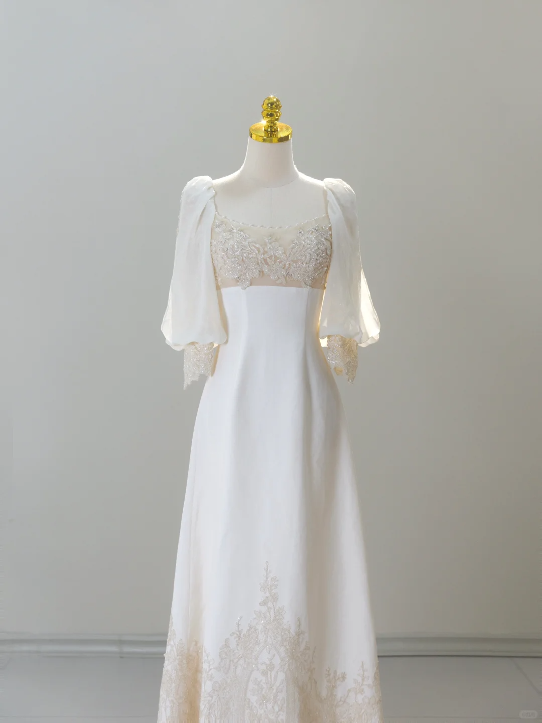 Romantic Wedding Gowns Bridal Dress A Line Square Neck Satin Wedding Dress Ivory Wedding Dresses Modest Wedding Gown Secondary image