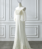 Romantic Wedding Gowns Bridal Dress A Line Square Neck Satin Wedding Dress Ivory Wedding Dresses Modest Wedding Gown