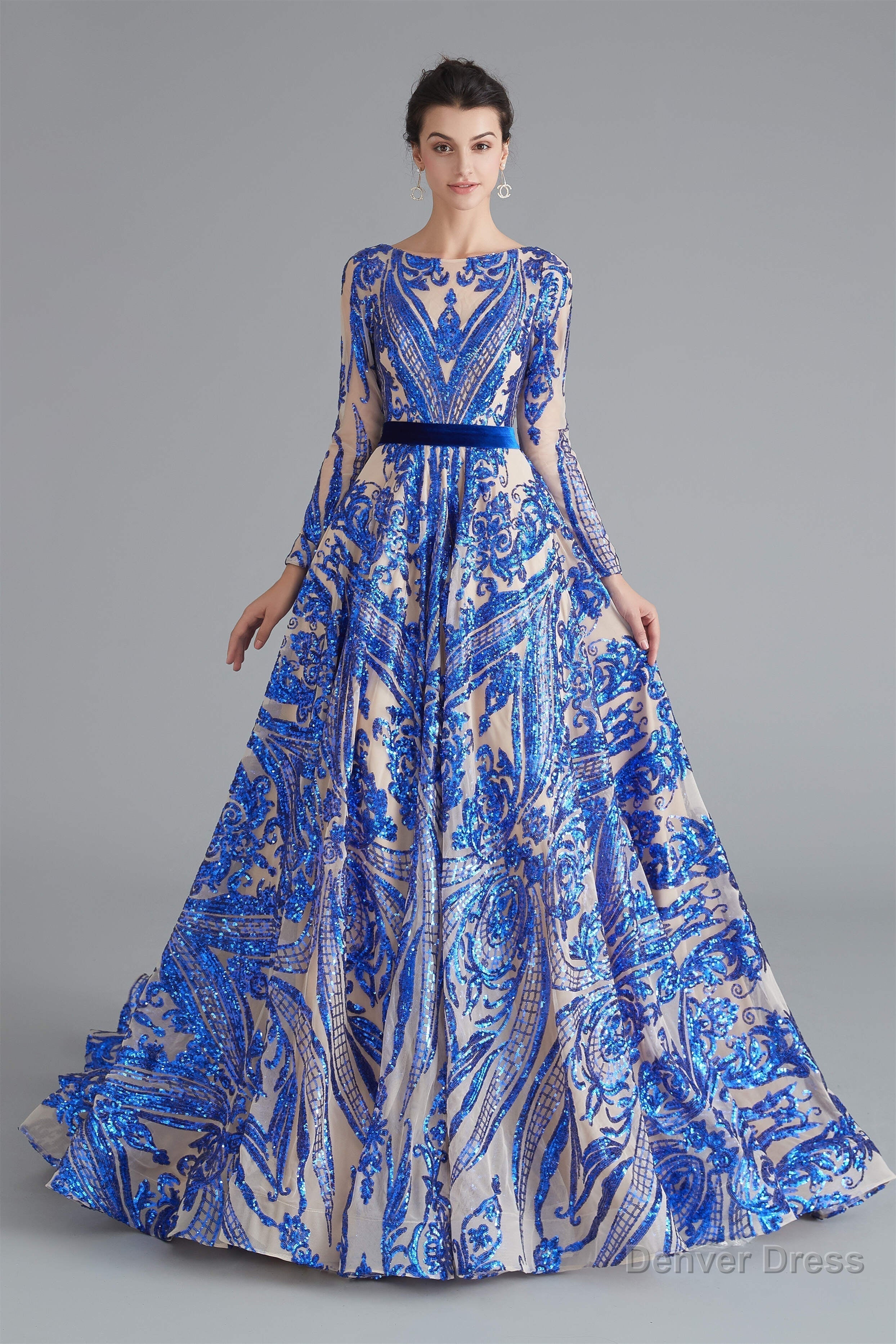 A Line Luxury Sequins Long Sleeve Backless Prom Dresses
