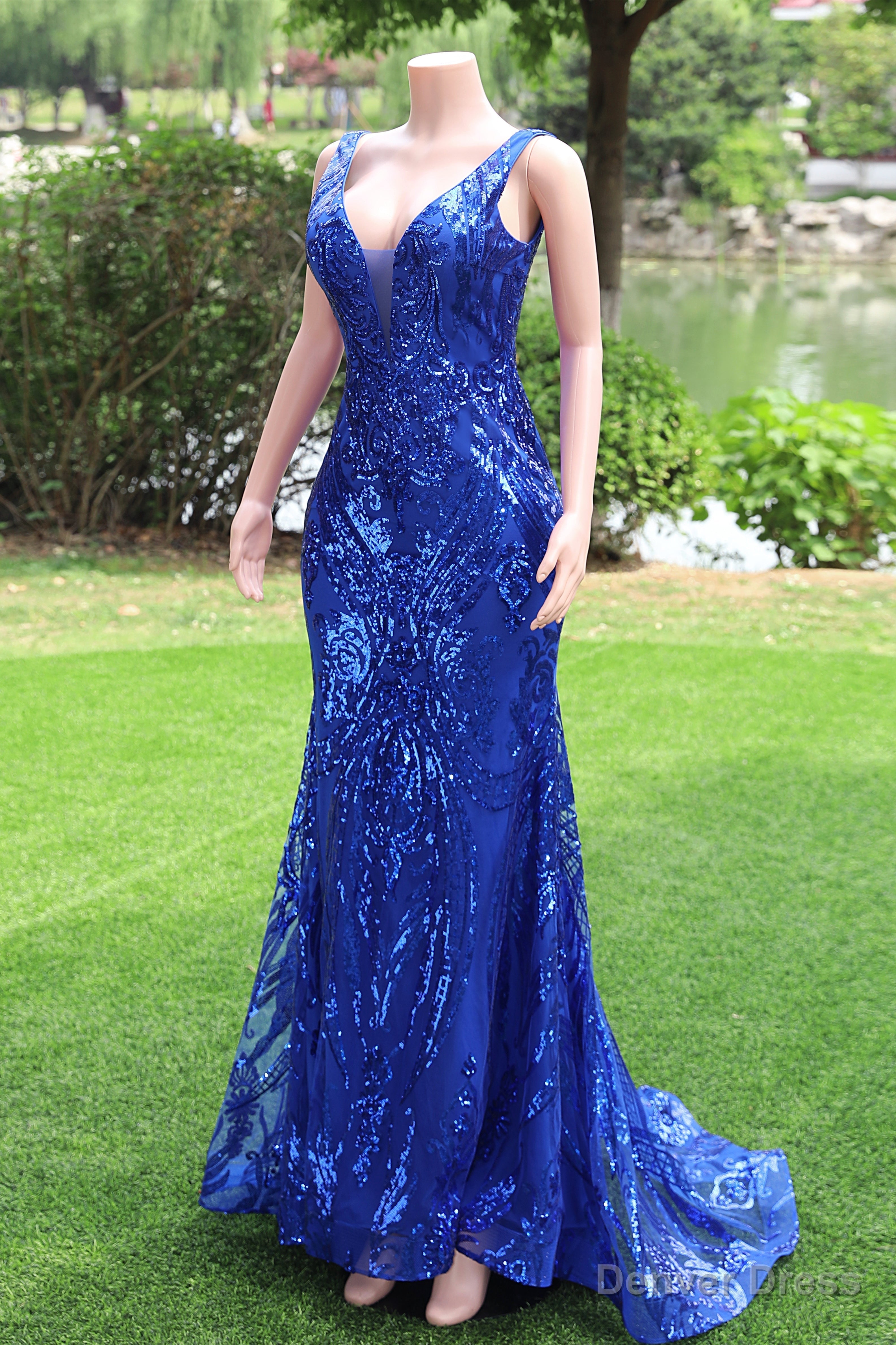 Royal Blue Prom Dresses Sequins V Neck Mermaid Women Evening Dresses Sleeveless Main image