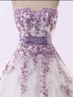 Purple Appliques Wedding Dresses Sweetheart Tulle Lace-Up A-Line Bridal Gowns