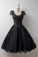 Scoop Knee-Length Cap Sleeves Ball Gown Lace Homecoming Dress