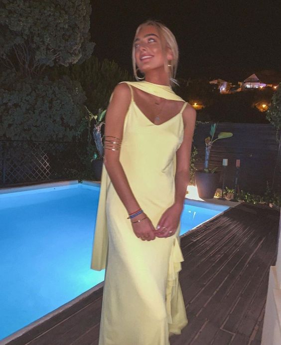 Sexy A Line Straps Chiffon Yellow Long Prom Dresses Main image