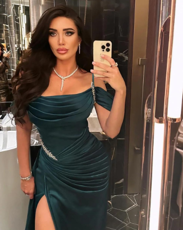 Sexy Dark Green Satin Mermaid Prom Dresses 2026 Spaghetti Straps Pleats Seep Train Prom Occasion Pageant Gown