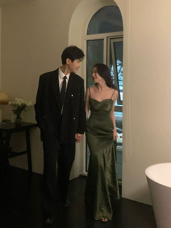 Sexy Mermaid Green Prom Dress Satin Prom Dresses