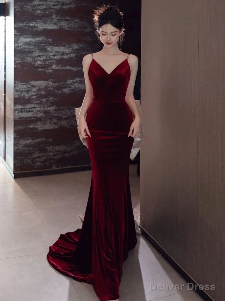 Sexy Mermaid Spaghetti Straps Burgundy Velvet Long Prom Dress Secondary image