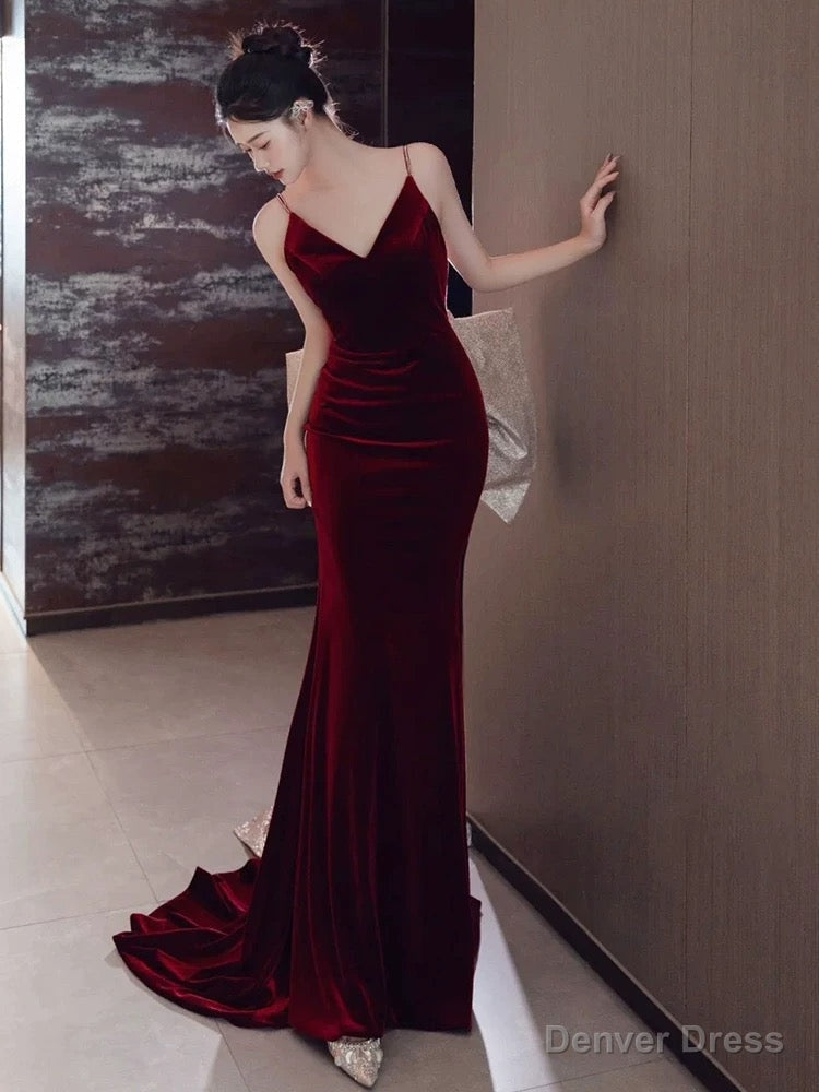 Sexy Mermaid Spaghetti Straps Burgundy Velvet Long Prom Dress Main image