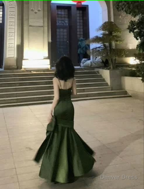 Sexy Mermaid Straps Green Prom Dress Satin Long Prom Dresses